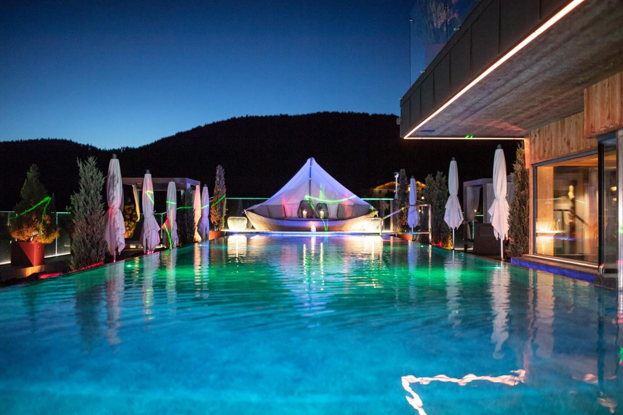 Abinea Dolomiti Romantic Spa Castelrotto Exterior foto
